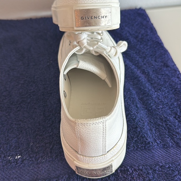Givenchy City Court White - Size 7.5